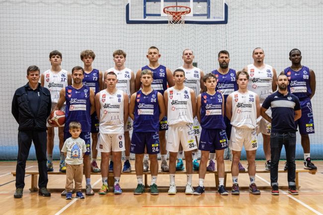 Cenne punkty po zaciętym meczu z MKS Smyk